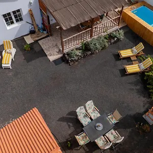 Casa Amaya - Spacious House With Pool, Large Garden, Bbq, 2 Terraces, And Ideal Location El Charco (Las Palmas)